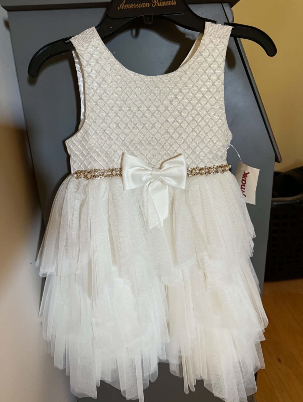 American Princess size 5T Cream dress Little Girls